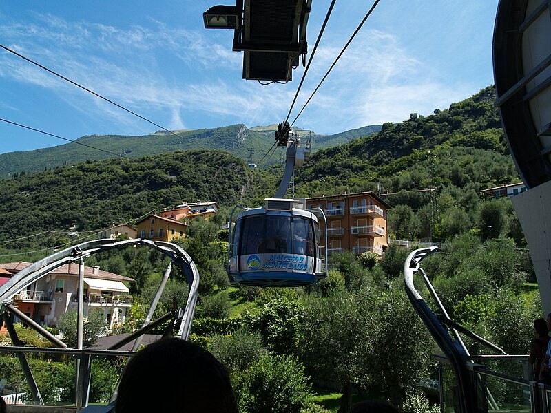 Funivia Malcesine Monte Baldo Lago Garda Pasqua